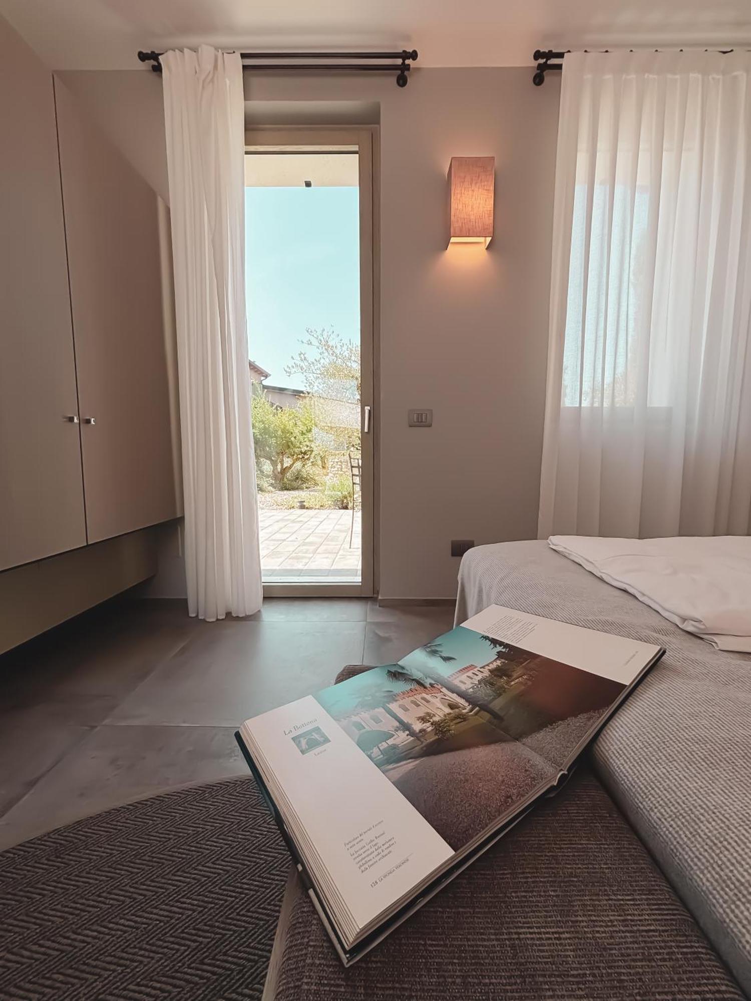Hotel Natiia Relais - Adults Only Lazise Zimmer foto